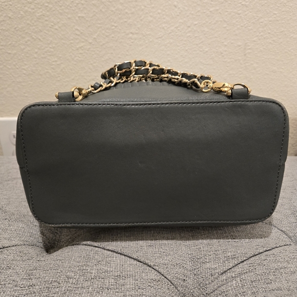 Henri Bendel No 7 Quilted Black Leather Convertible Backpack - Picture 10 of 14